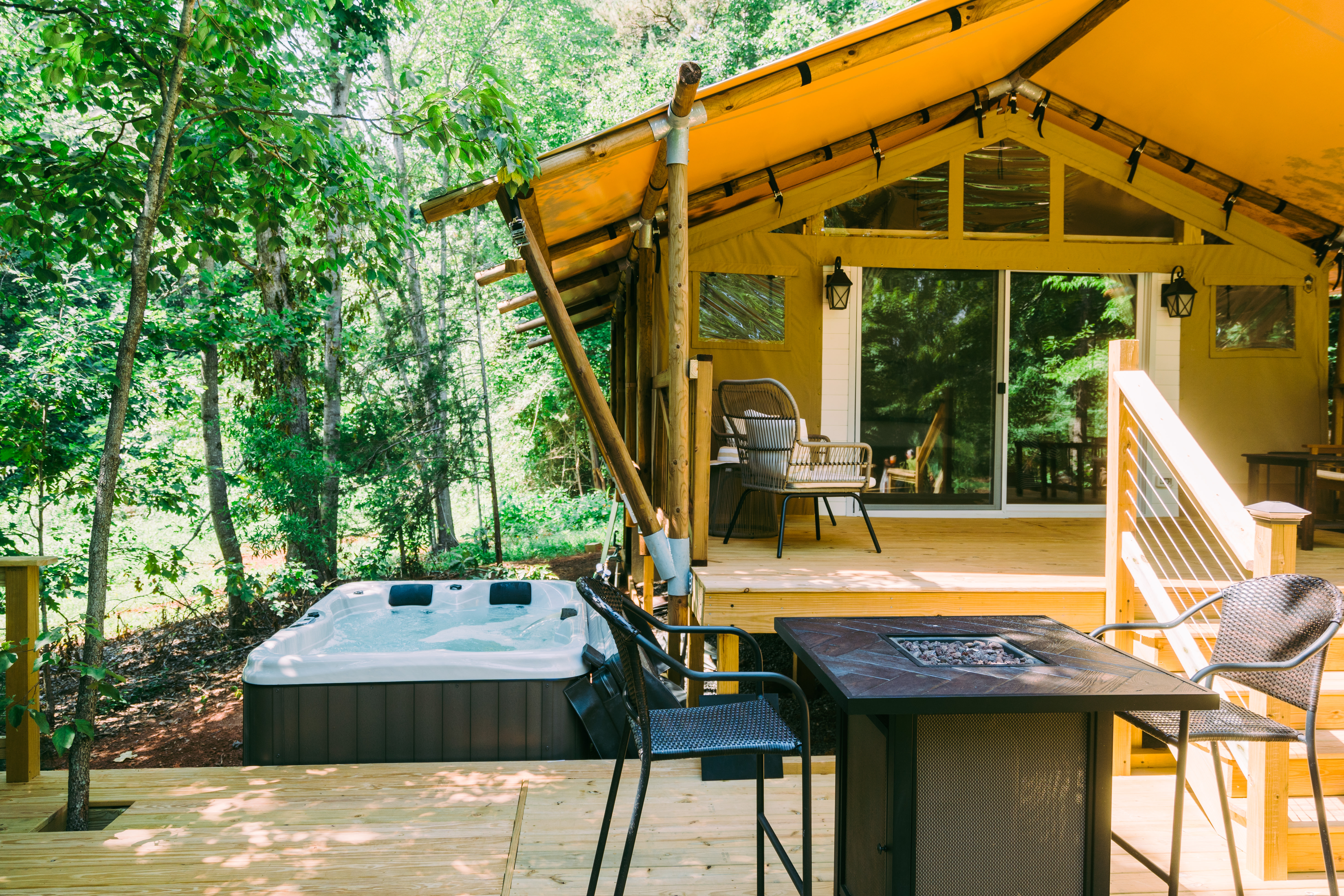 Shangri La safari tent at Dawson's Cove with hot tub